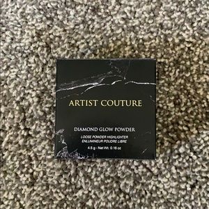Artist Couture Diamond Glow Powder